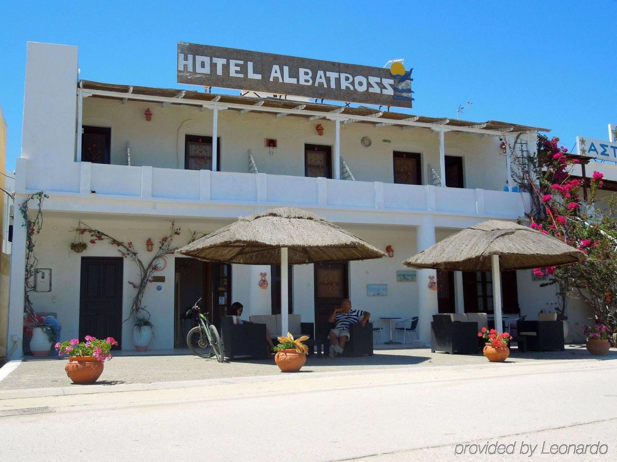 מלון Livadi  Albatross מראה חיצוני תמונה