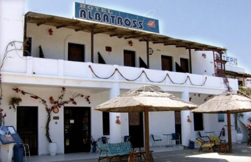 מלון Livadi  Albatross מראה חיצוני תמונה